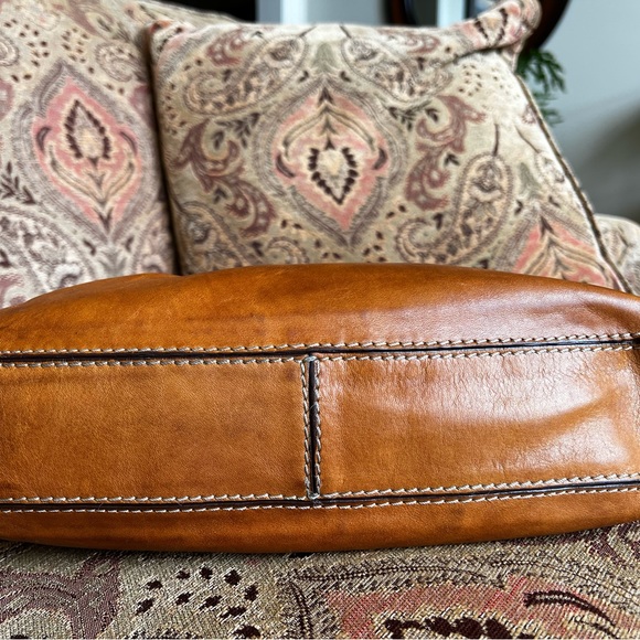 Michael Michael Kors Vintage Leather Hobo Handbag - Picture 8 of 17